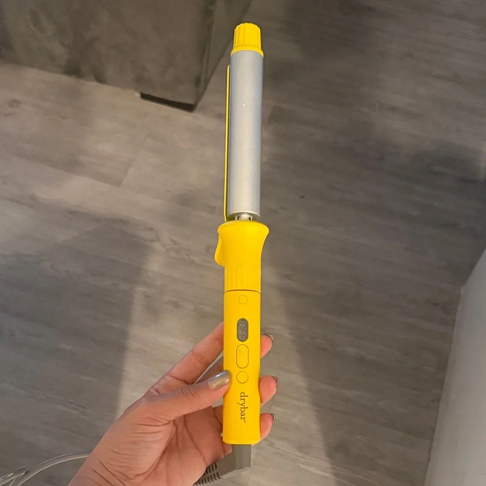 Like New Yellow Curling Iron